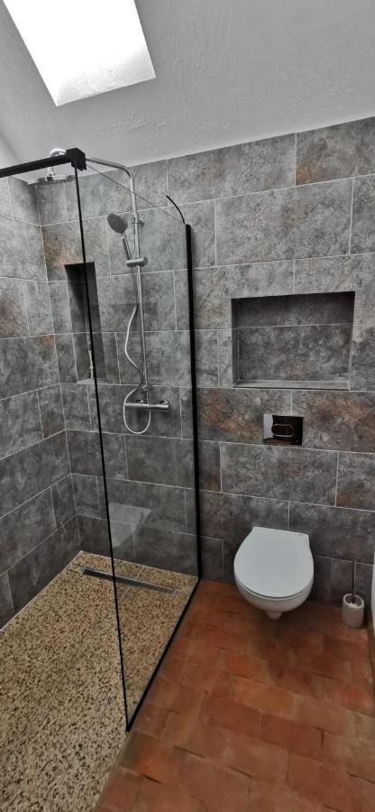 Pastravaria Zavoi Camping Valea Danului
