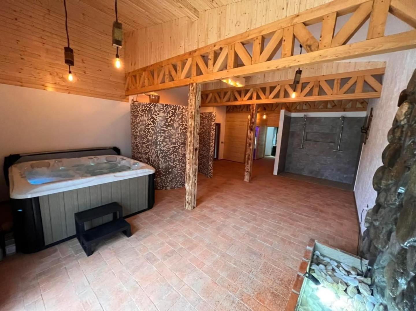 Camping Pastravaria Zavoi