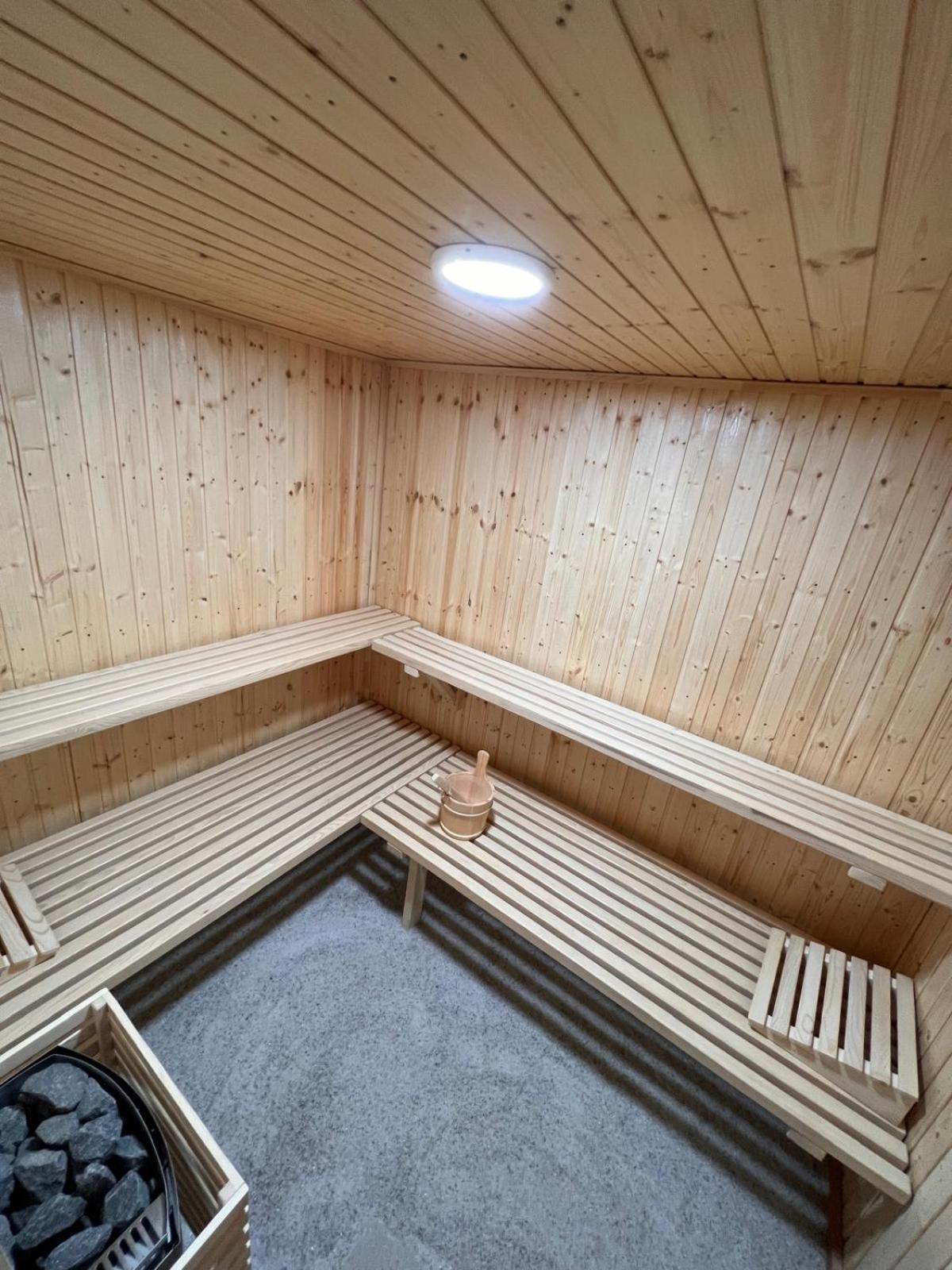 Pastravaria Zavoi Camping Valea Danului