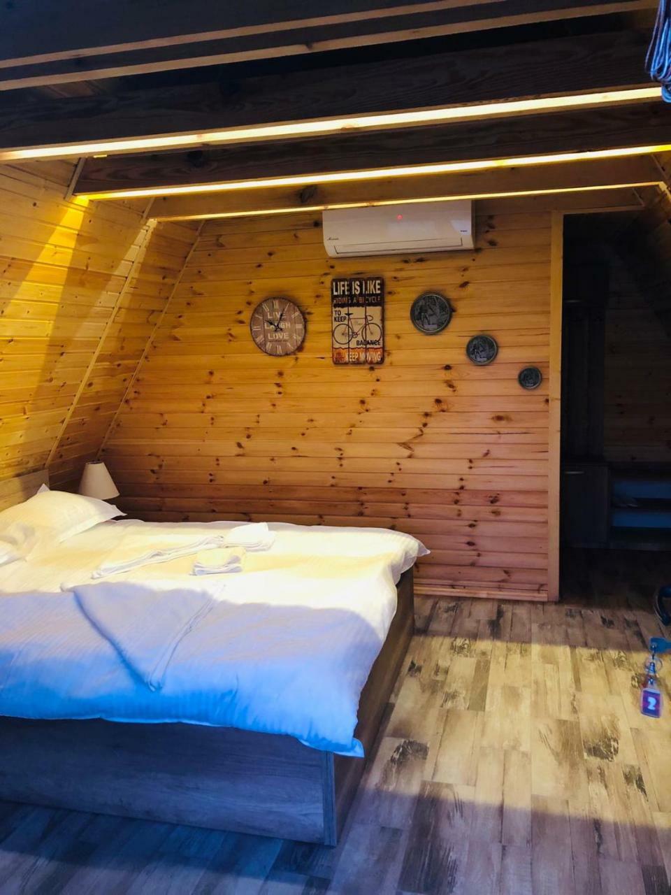 Pastravaria Zavoi Camping
